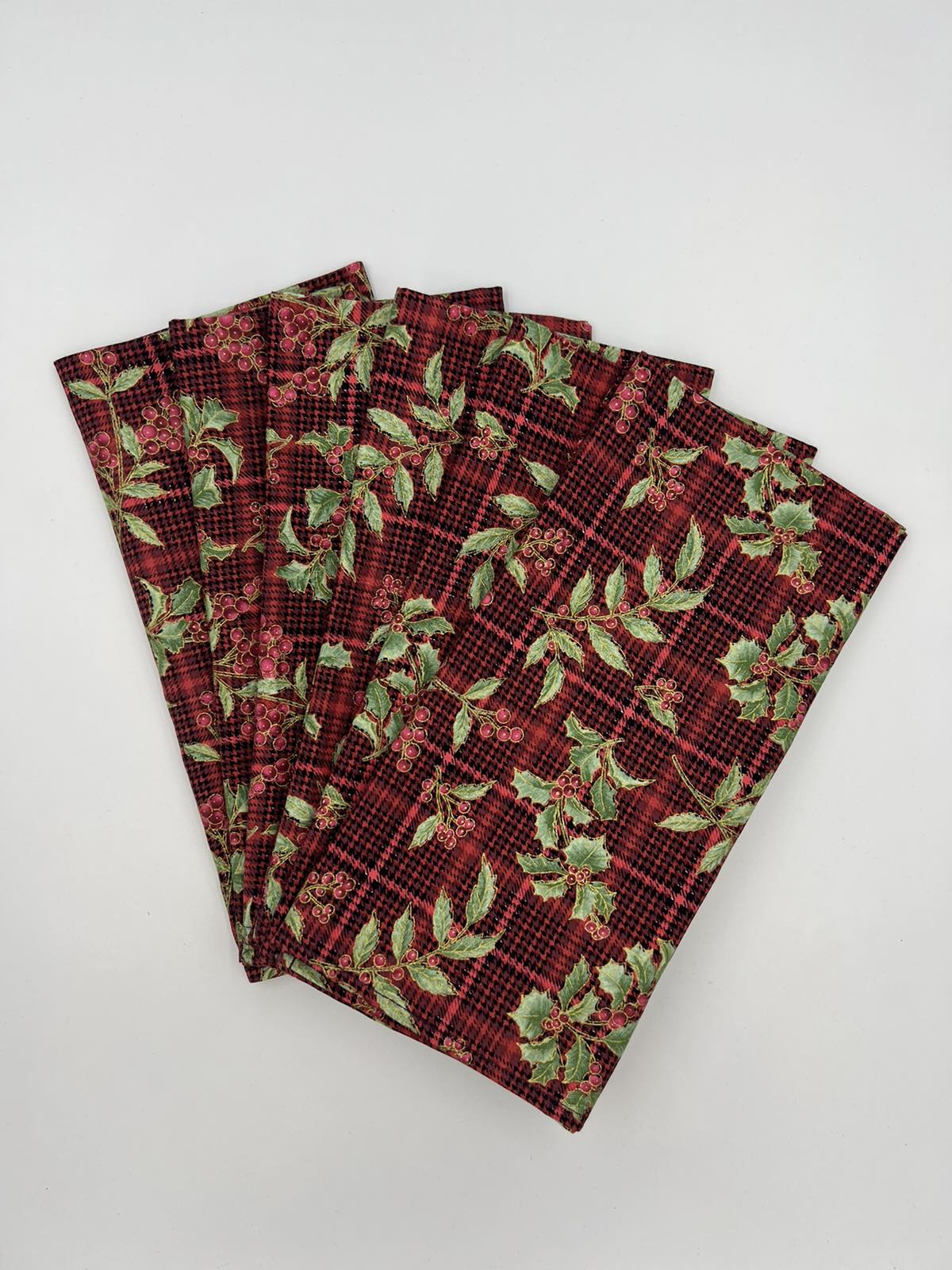 Under The Mistletoe Table Napkin Set